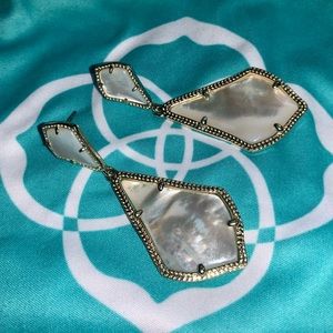 Kendra Scott - discontinued drop earrings